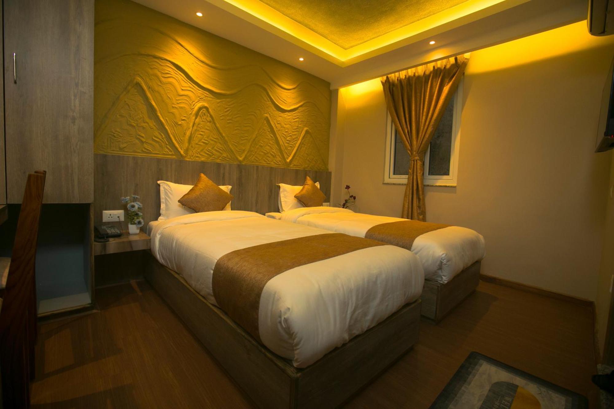Divya Boutique Inn Катманду Екстериор снимка