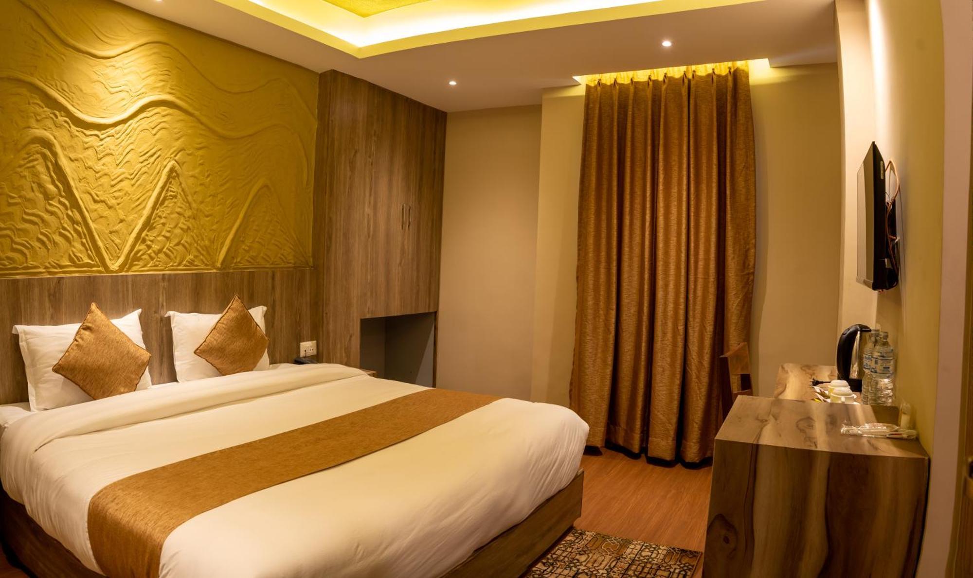 Divya Boutique Inn Катманду Екстериор снимка